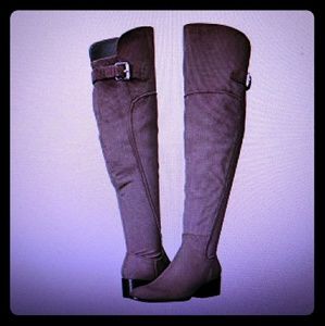 GUESS Daina 2 Dark Gray Boots - NEW 7.5